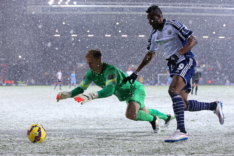 Illustration for article titled West Brom And Manchester City Played In A Real-Life Snow Globe Today